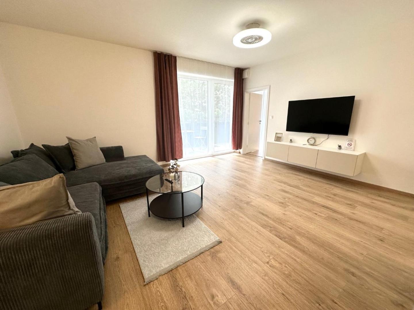 2 Room Apartment, New Building, Balcony, 208 Rovinka Zewnętrze zdjęcie