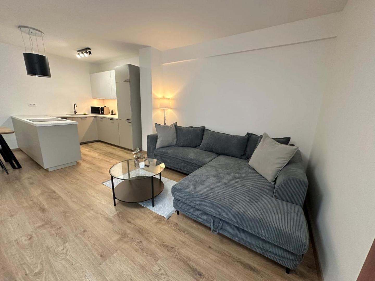 2 Room Apartment, New Building, Balcony, 208 Rovinka Zewnętrze zdjęcie